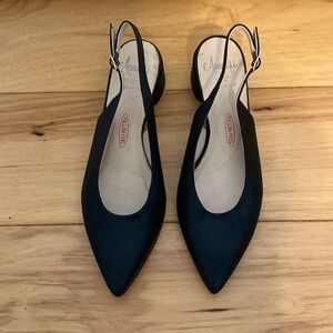 Amalfi black slingback block heel sz 7N